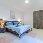 Апартаменты Spacious Brand New Hc Balcony 3 Bdr 2 Bth Bugibba *
