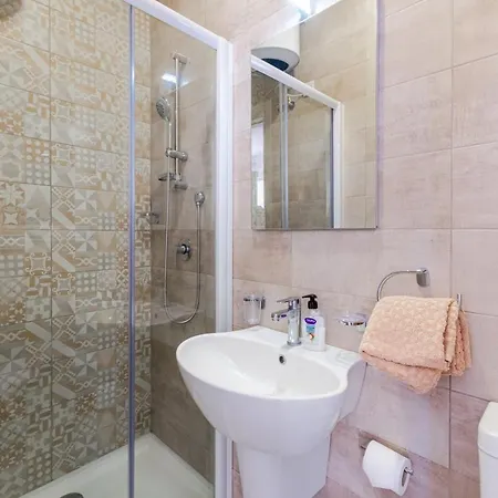 Spacious Brand New Hb Balcony 3 Bdr 2 Bth Bugibba * St. Paul's Bay