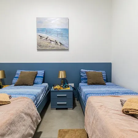 Spacious Brand New Hc Balcony 3 Bdr 2 Bth Bugibba *