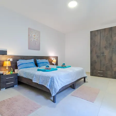 Daire Spacious Brand New Hb Balcony 3 Bdr 2 Bth Bugibba *