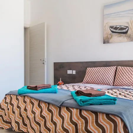 Daire Spacious Brand New Hb Balcony 3 Bdr 2 Bth Bugibba *