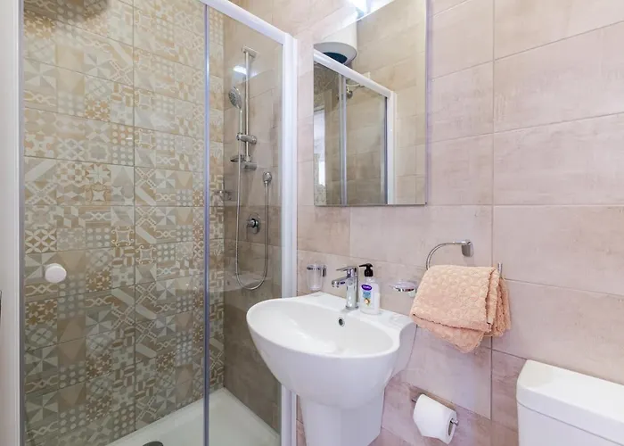 Spacious Brand New Hc Balcony 3 Bdr 2 Bth Bugibba * St. Paul's Bay