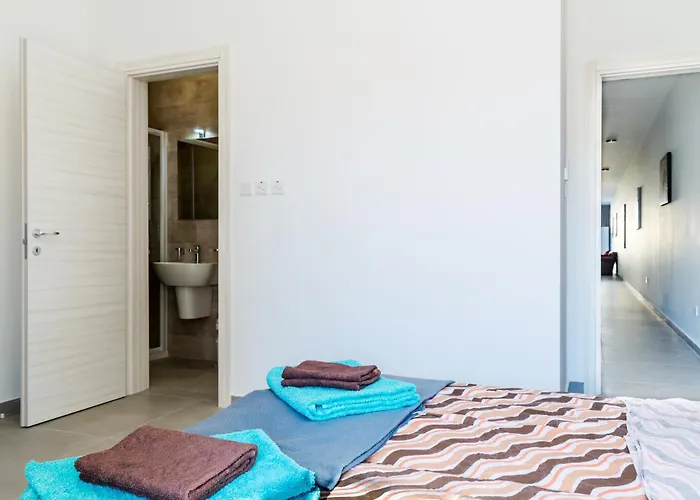 Spacious Brand New Hc Balcony 3 Bdr 2 Bth Bugibba Apartment St. Paul's Bay