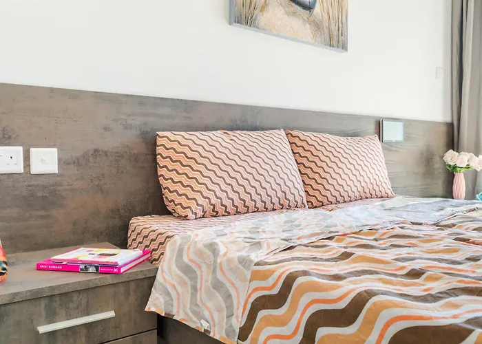 Apartment Spacious Brand New Hc Balcony 3 Bdr 2 Bth Bugibba St. Paul's Bay