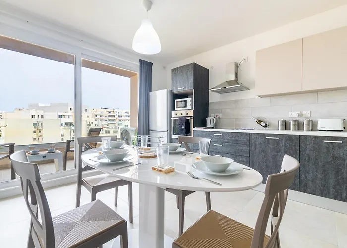 Spacious Brand New Hc Balcony 3 Bdr 2 Bth Bugibba Apartment *